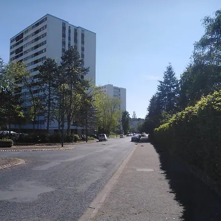 Grand Rez De Chaussee 公寓 *
